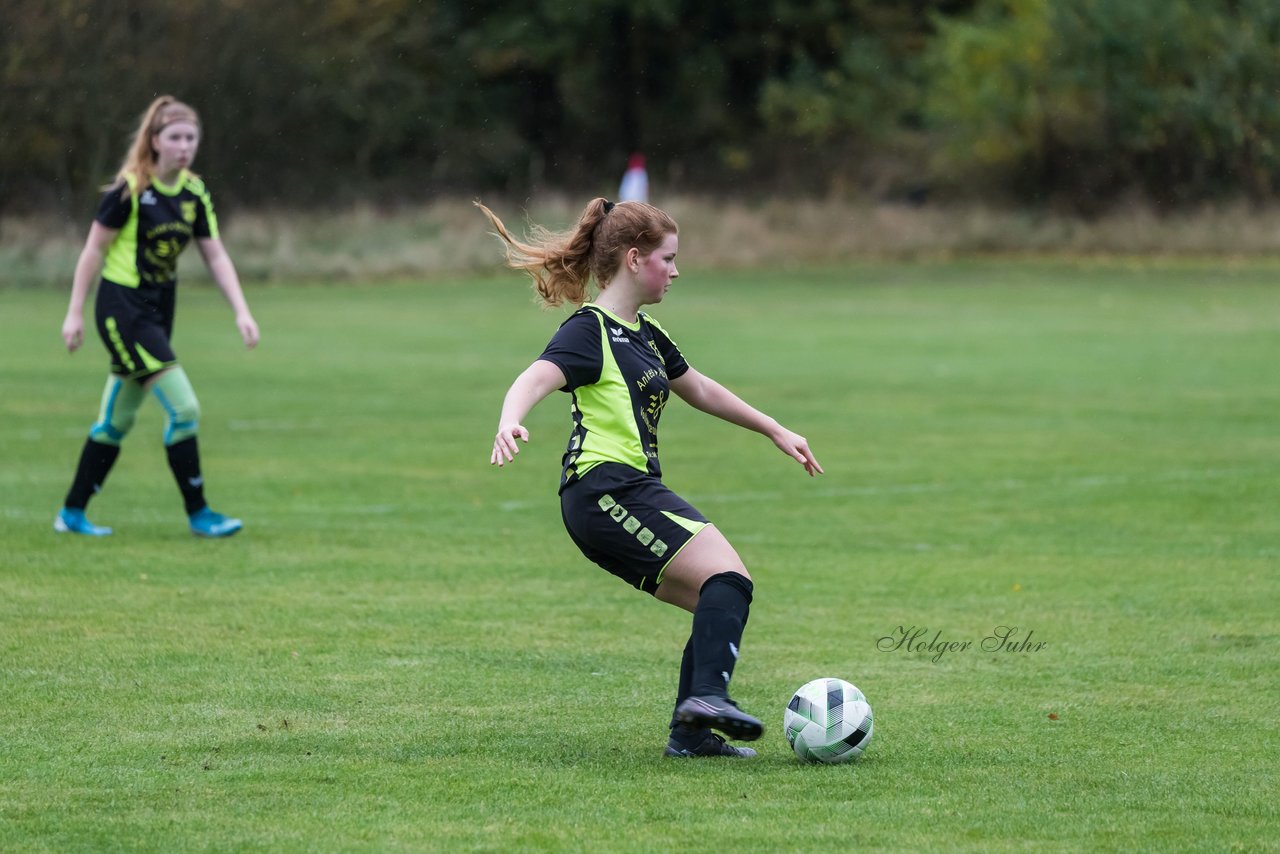 Bild 95 - B-Juniorinnen SG Mittelholstein - SV Frisia 03 Risum-Lindholm : Ergebnis: 1:12